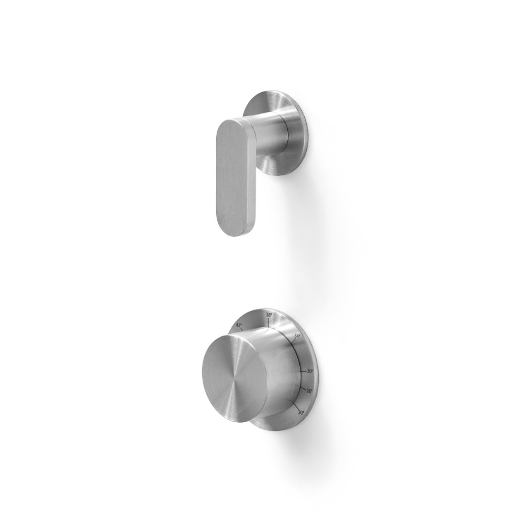 Thermostatic mixer with 1 open/close tap