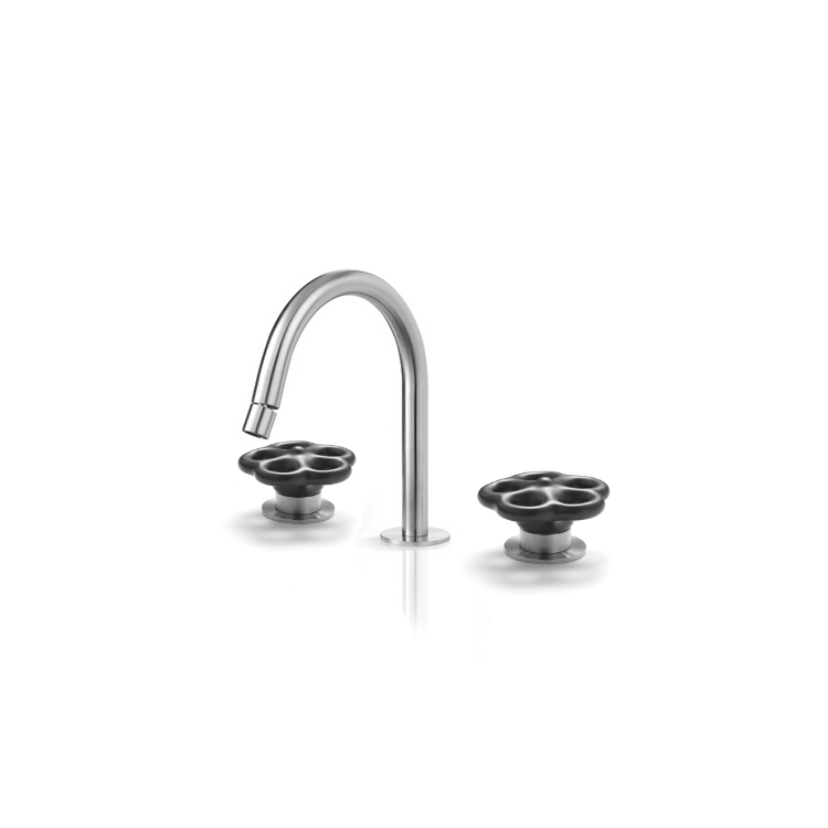 Miscelatore 3 fori per bidet con bocca erogazione