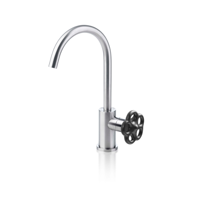 Miscelatore lavabo con canna orientabile