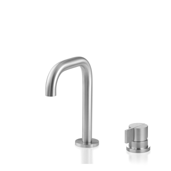 Miscelatore 2 fori per lavabo con bocca erogazione