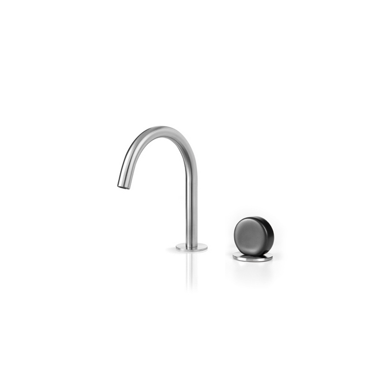 Miscelatore 2 fori per lavabo con bocca erogazione